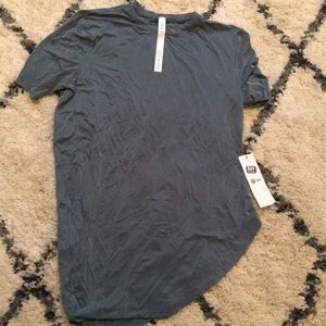 Lululemon lab t shirt